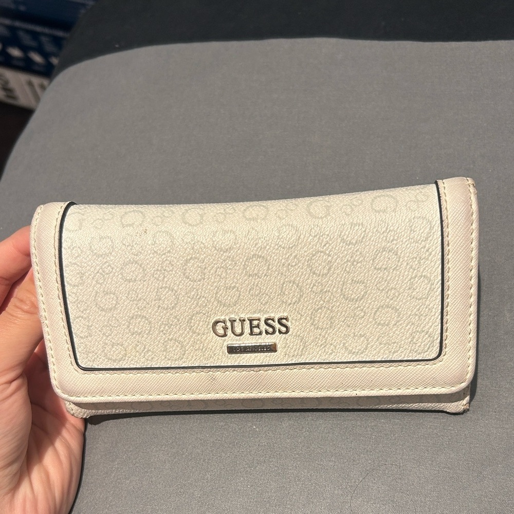 GUESS Cream Key & Card Holder
